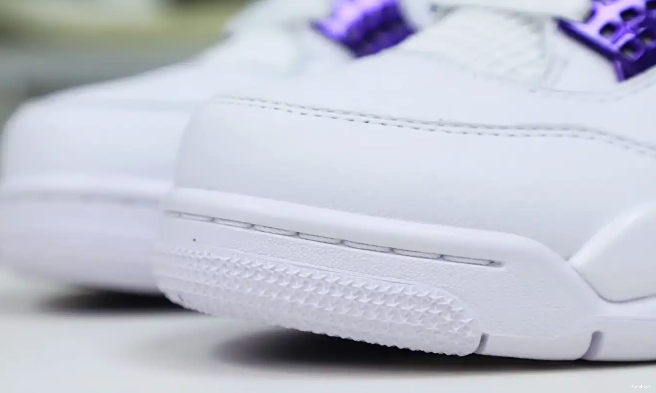 JORDAN METALLIC PURPLE 4 AIR 0615